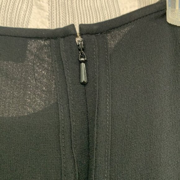 Lauren Ralph Lauren Petite Black Flowy Flutter Skirt Size 10P - NWT - Picture 10 of 11